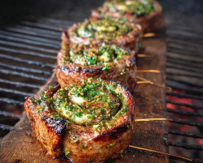 Cheesy Steak Pinwheels